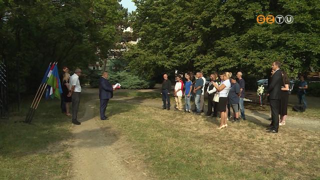 Koszorúzással emlékeztek a holokauszt roma származású áldozataira Koszorúzással emlékeztek a holokauszt roma származású áldozataira