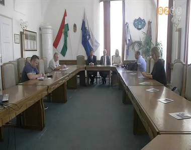 A hullad�kkezel�sr�l adtak t�j�koztat�st