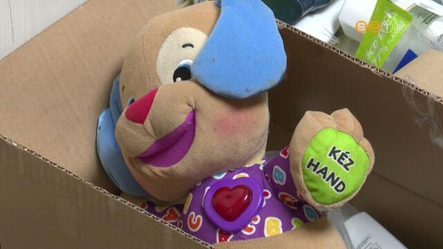 Karácsonyi ajándékcsomagokat kaptak a Családok Átmeneti Otthonának lakói Karácsonyi ajándékcsomagokat kaptak a Családok Átmeneti Otthonának lakói