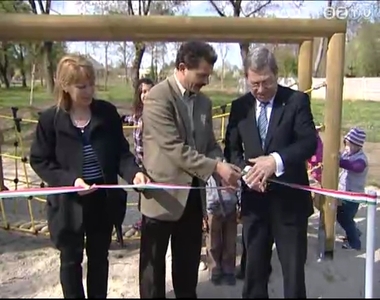 �j j�tsz�teret avattak Szentkir�lyon