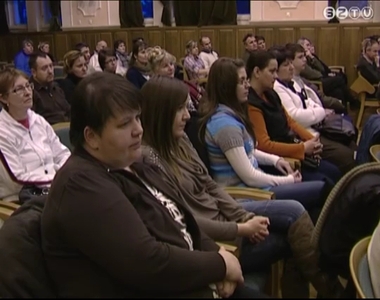 Rendhagyó szülői értekezletet tartottak a SEK dísztermében Rendhagyó szülői értekezletet tartottak a SEK dísztermében