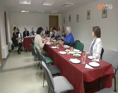 Gazdag tavaszi esem�nynapt�rral k�sz�ltek a civilek a legut�bbi sajt�reggelire