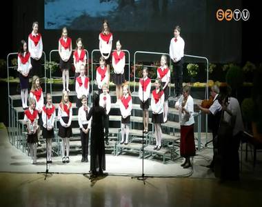 Kod�ly Zolt�n eml�khangversenyt tartott a Paragv�ri Utcai �ltal�nos Iskola