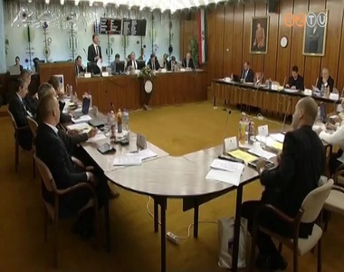 Közgyűlés délelőtt Közgyűlés délelőtt