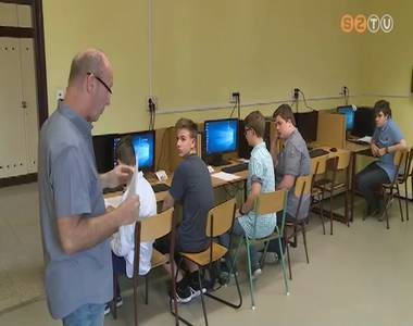 Általános iskolások informatika versenye Általános iskolások informatika versenye