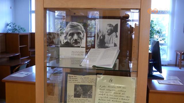 Pilinszky Jánosról nyílt kiállítás a Berzsenyi-könyvtárban Pilinszky Jánosról nyílt kiállítás a Berzsenyi-könyvtárban