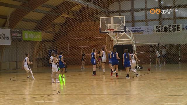 Rangadóval zárja az évet a Szombathelyi Egyetemi Sportegyesület női kosárlabdacsapata Rangadóval zárja az évet a Szombathelyi Egyetemi Sportegyesület női kosárlabdacsapata