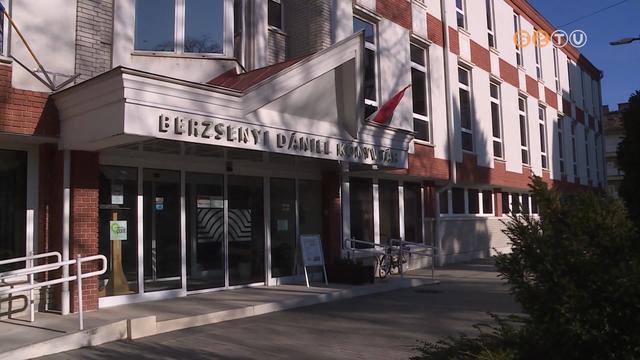 Nehéz, de eredményes évet zárt a Berzsenyi Dániel Könyvtár 2021-ben Nehéz, de eredményes évet zárt a Berzsenyi Dániel Könyvtár 2021-ben