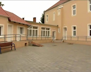 21. századi lett a vépi iskola