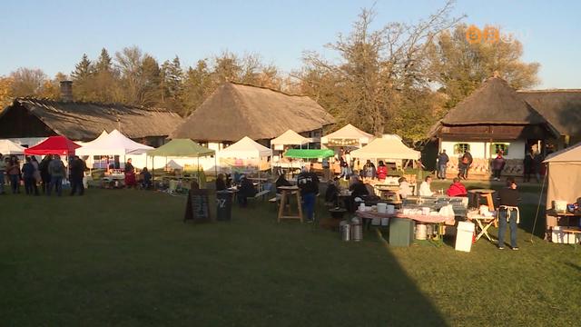 Kézműveskedés, színpadi programok, színes standok és finomságok Márton-napi vásáron Kézműveskedés, színpadi programok, színes standok és finomságok Márton-napi vásáron