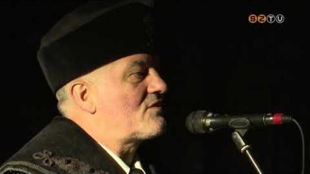 László Győző alpolgármester meggyújtotta az első gyertyát Szombathely adventi koszorúján