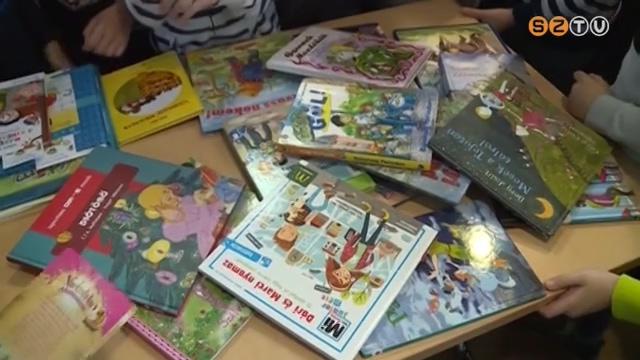 Nemzetkzi Knyvajndknap