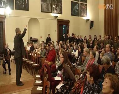 J�t�konys�gi koncert a Premontrei-gimn�ziumban