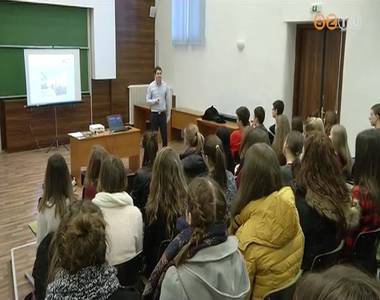 Tehets�ges fiatalok jelentkez�s�t v�rj�k