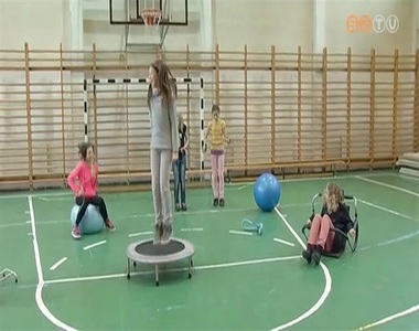 Konditermet alak�tanak ki a V�ci-iskol�ban