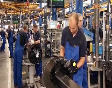 Több változást is hoz az új év a gazdaság és az adóügyek területén Több változást is hoz az új év a gazdaság és az adóügyek területén