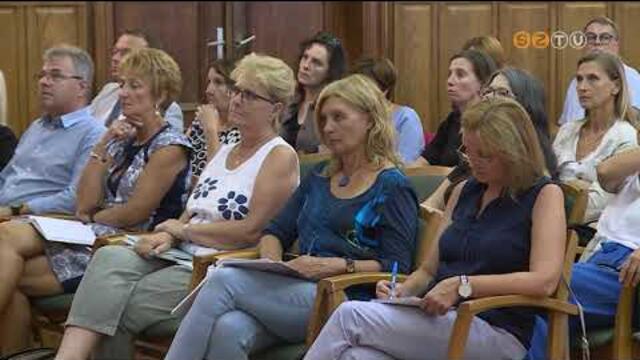 A pedaggusok j letplyjrl szl 2023. vi LII. trvnyrl is sz esett