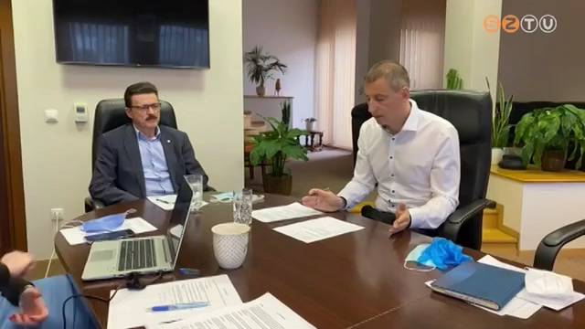 Online fogad��r�t tartott Nem�ny Andr�s �s Kecsk�s L�szl�