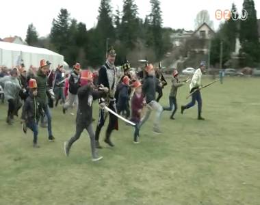 Huszártoborzó Huszártoborzó