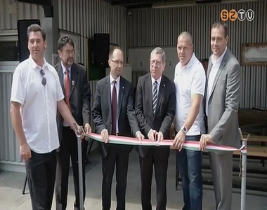 �tadt�k a fel�j�tott dob�centrumot