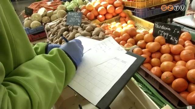 Egy nap k�zel f�lsz�zan �lnek a piac h�zhozsz�ll�t�si lehet�s�g�vel