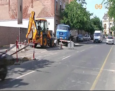 Cs�t�r�s volt az �perint utc�ban