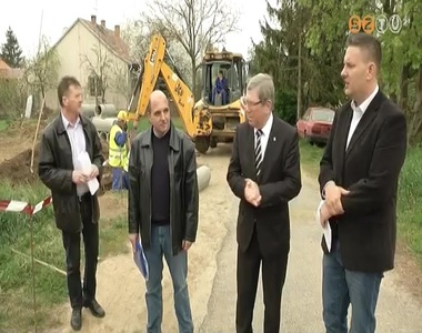 Csapad�kv�z-elvezet�