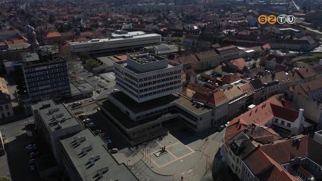 Közgyűlés előtt Közgyűlés előtt