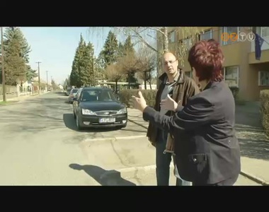 Egyir�ny�s�tan�k az utc�kat a Gothard-iskol�n�l