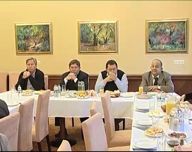 Sajt�reggeli a Megyeh�z�n