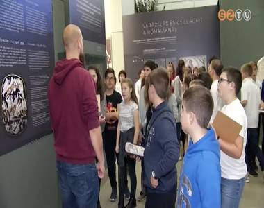 Helyt�rt�neti j�t�k az Iseumban