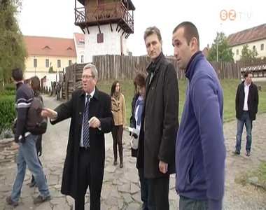 Karnev�lra k�sz�lnek