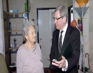 Sz�pkor�t k�sz�nt�tt a polg�rmester