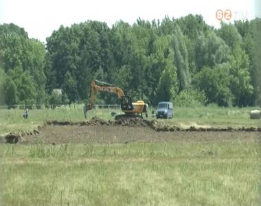 Civil tiltakozás a Sében épülő futballcentrum ellen Civil tiltakozás a Sében épülő futballcentrum ellen