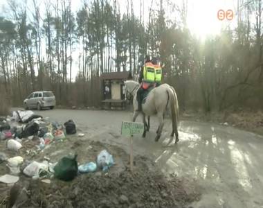 Lovas szemétkommandó Lovas szemétkommandó