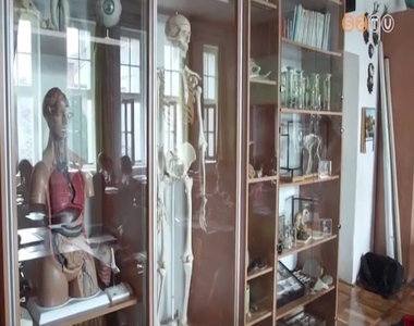 Term�szettudom�nyos szaktantermet rendeztek be a Rem�nyik-iskol�ban