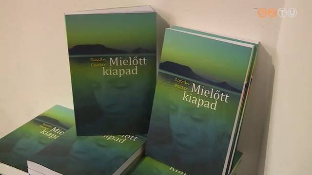 Megjelent Roz�n Eszter 8. reg�nye