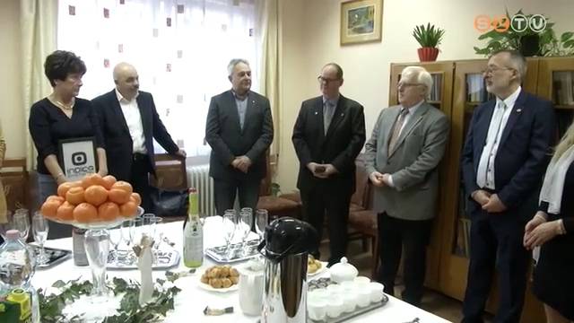 Adom�ny a Barnahus Nemzeti Tud�sk�zpontnak