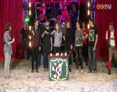 Tan�ra a cirkuszban