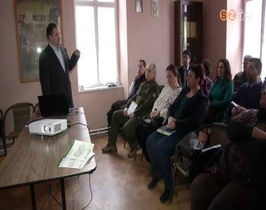 A magyar nat�rparkok k�pvisel�i �l�seztek K�szegen