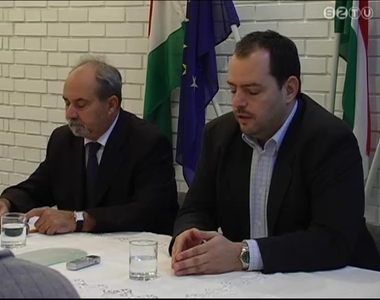 Mi lesz a Nyugat Kir�lyn�j�vel?