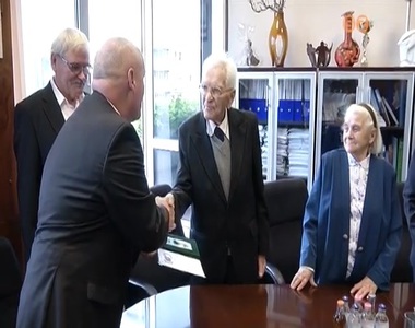 Honv�delmi kit�ntet�s