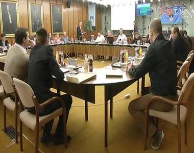 Gazdas�gi bizotts�gi �l�s