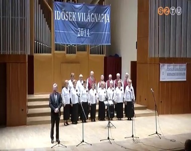 Az id�sek vil�gnapja alkalm�b�l �nneps�get szerveztek a Bart�k-teremben