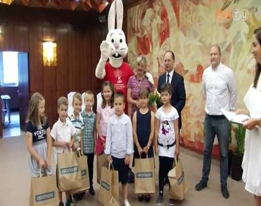 Rajzp�ly�zat n�pszer�s�tette a r�plabd�t