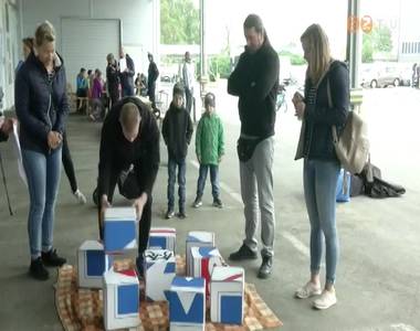 Közlekedik a család Közlekedik a család