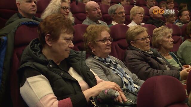 Az AGORA Savaria Filmszínház munkatársai segédkeztek a felújított körmendi mozi nyílt napján