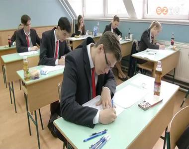 Orsz�gszerte megkezd�d�tt az �r�sbeli �retts�gi