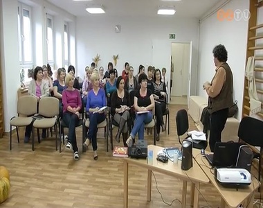 M�v�szeti el�ad�s a Sz�rcsap� oviban