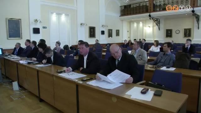 Elfogadt�k a megyei �nkorm�nyzat idei k�lts�gvet�s�t